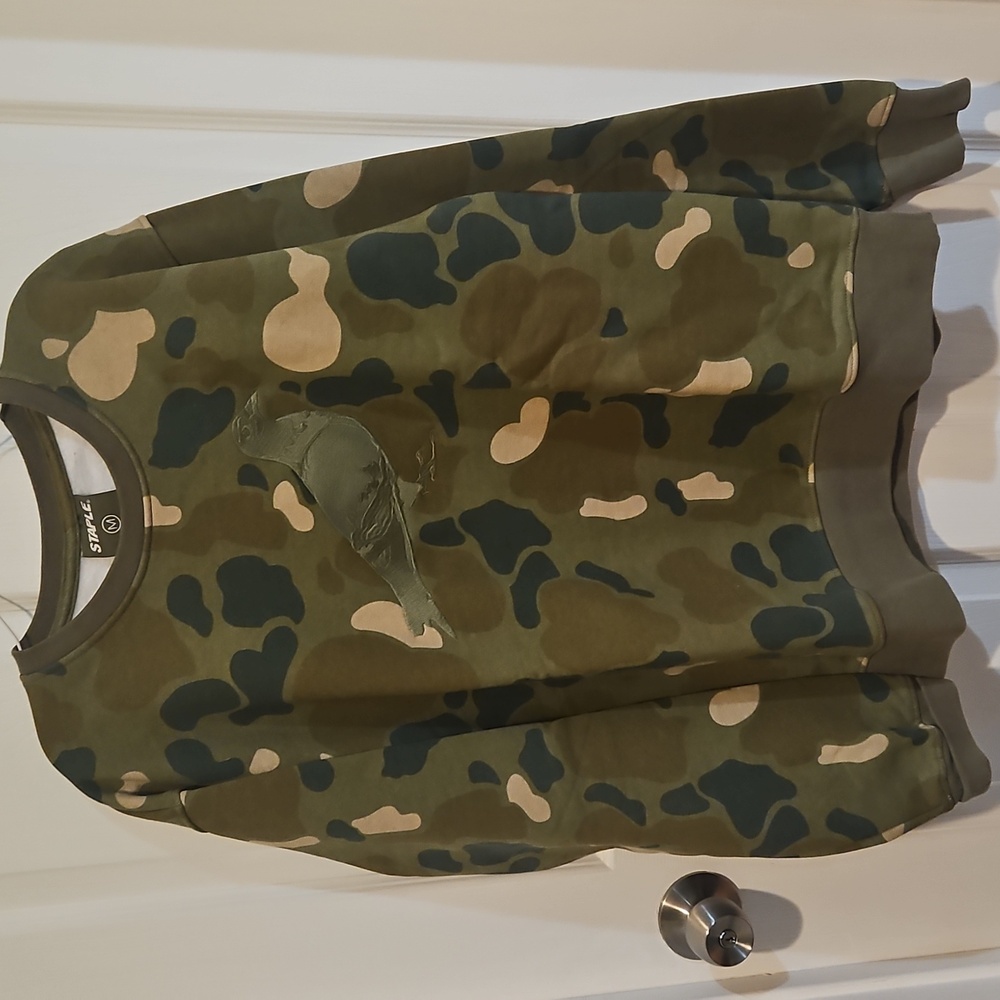 Staple crew neck Camo Bird sweater